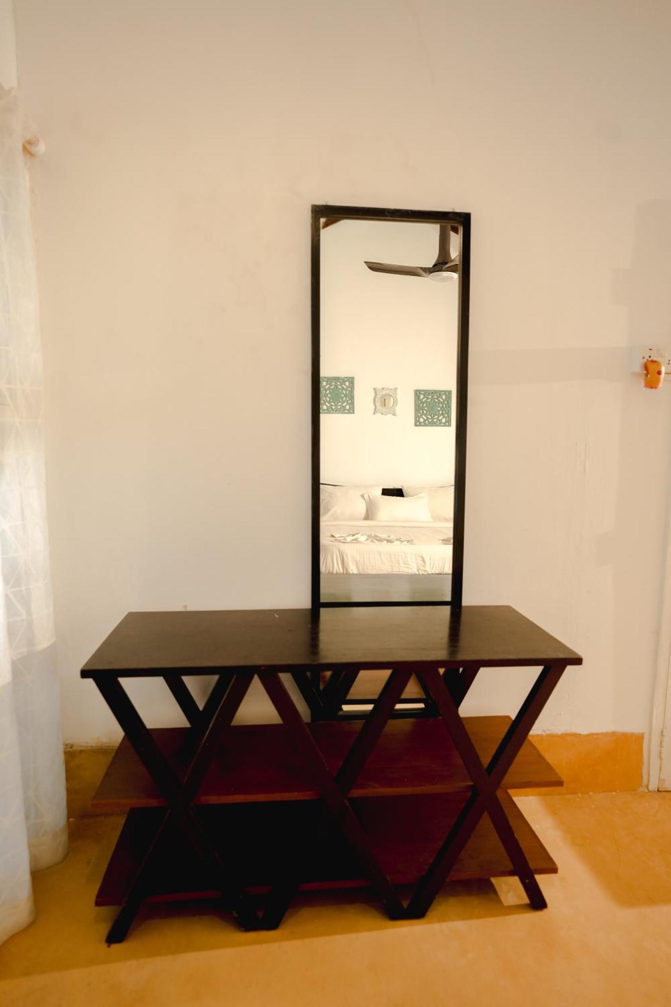 Villa M - Solitude 2 Candolim Goa 3Bhk, Pool Facing, Near Beach, Free Breakfast, Free Wifi And Prime Location Eksteriør billede