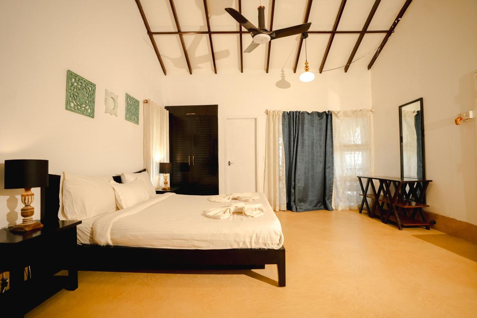 Villa M - Solitude 2 Candolim Goa 3Bhk, Pool Facing, Near Beach, Free Breakfast, Free Wifi And Prime Location Eksteriør billede