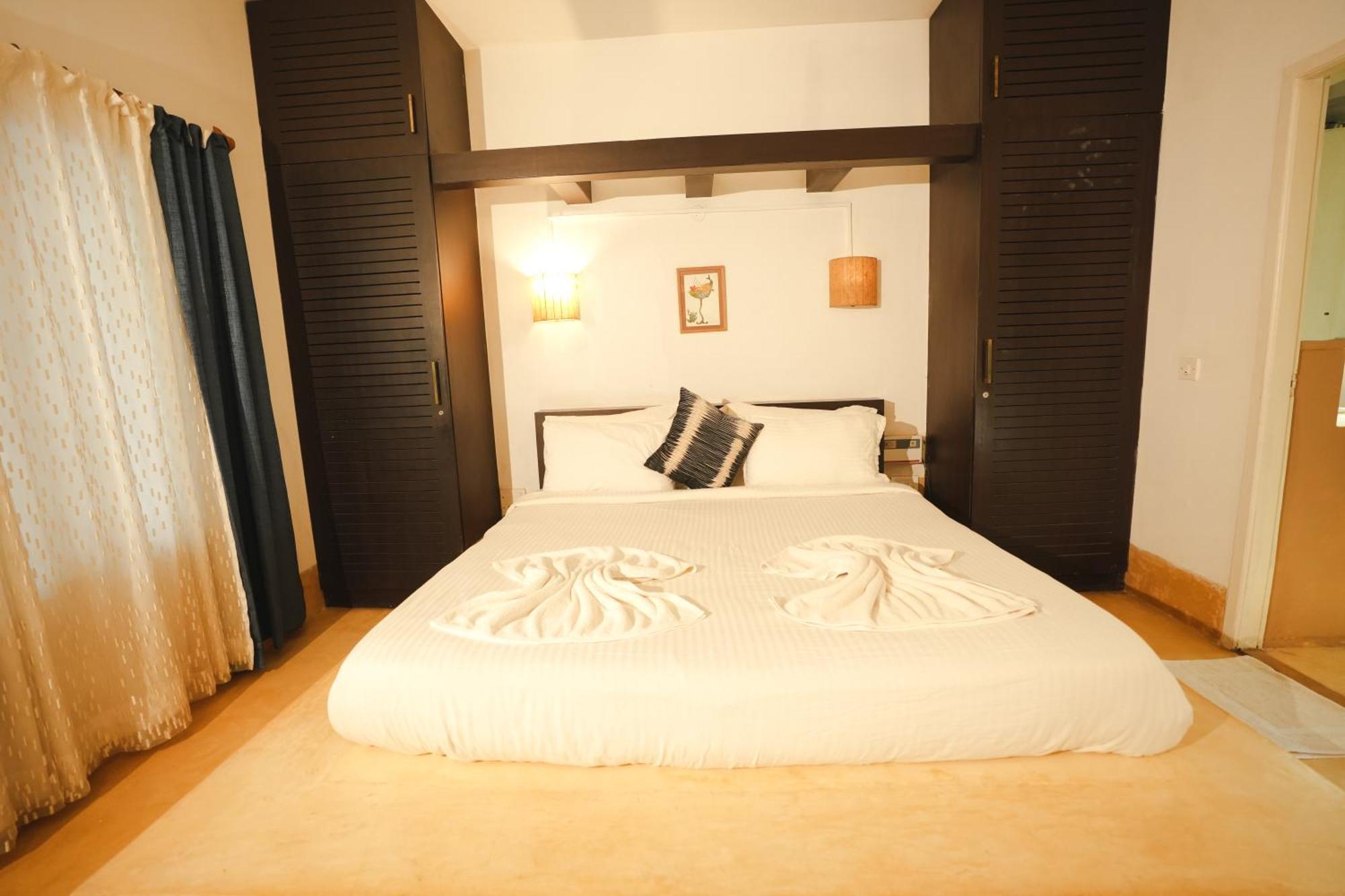Villa M - Solitude 2 Candolim Goa 3Bhk, Pool Facing, Near Beach, Free Breakfast, Free Wifi And Prime Location Eksteriør billede