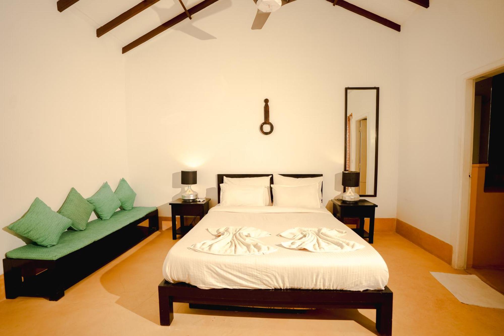 Villa M - Solitude 2 Candolim Goa 3Bhk, Pool Facing, Near Beach, Free Breakfast, Free Wifi And Prime Location Eksteriør billede